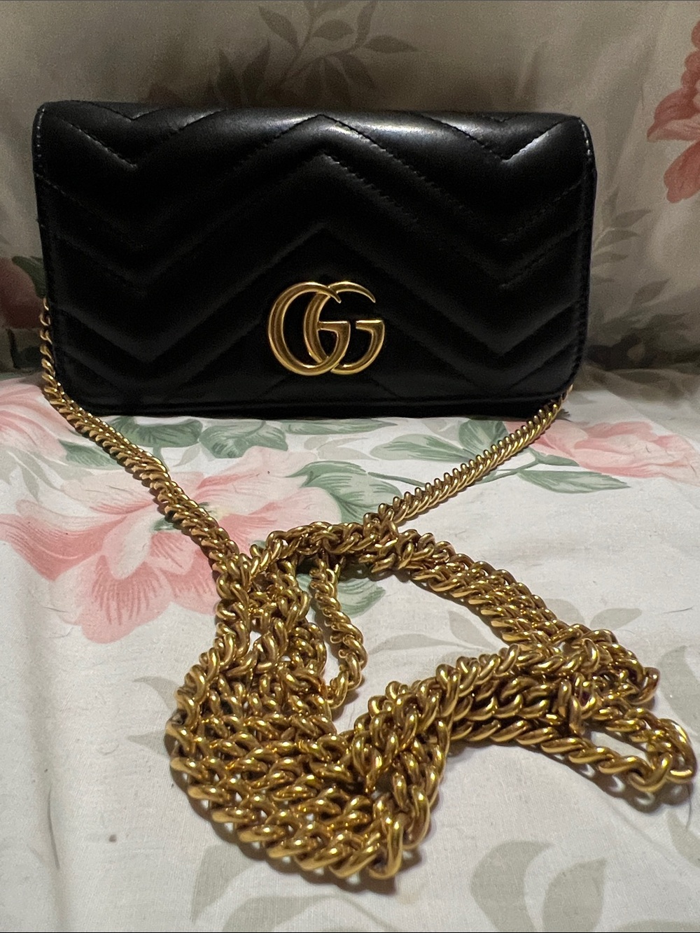 Gucci Marmont 2.0 Mini black Chevron Quilted Leather Crossbody.